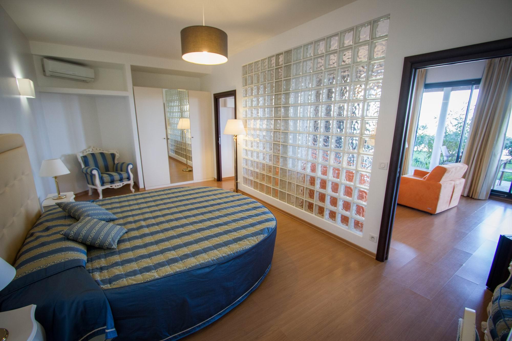 Best Western Plus San Damianu Сартен Экстерьер фото