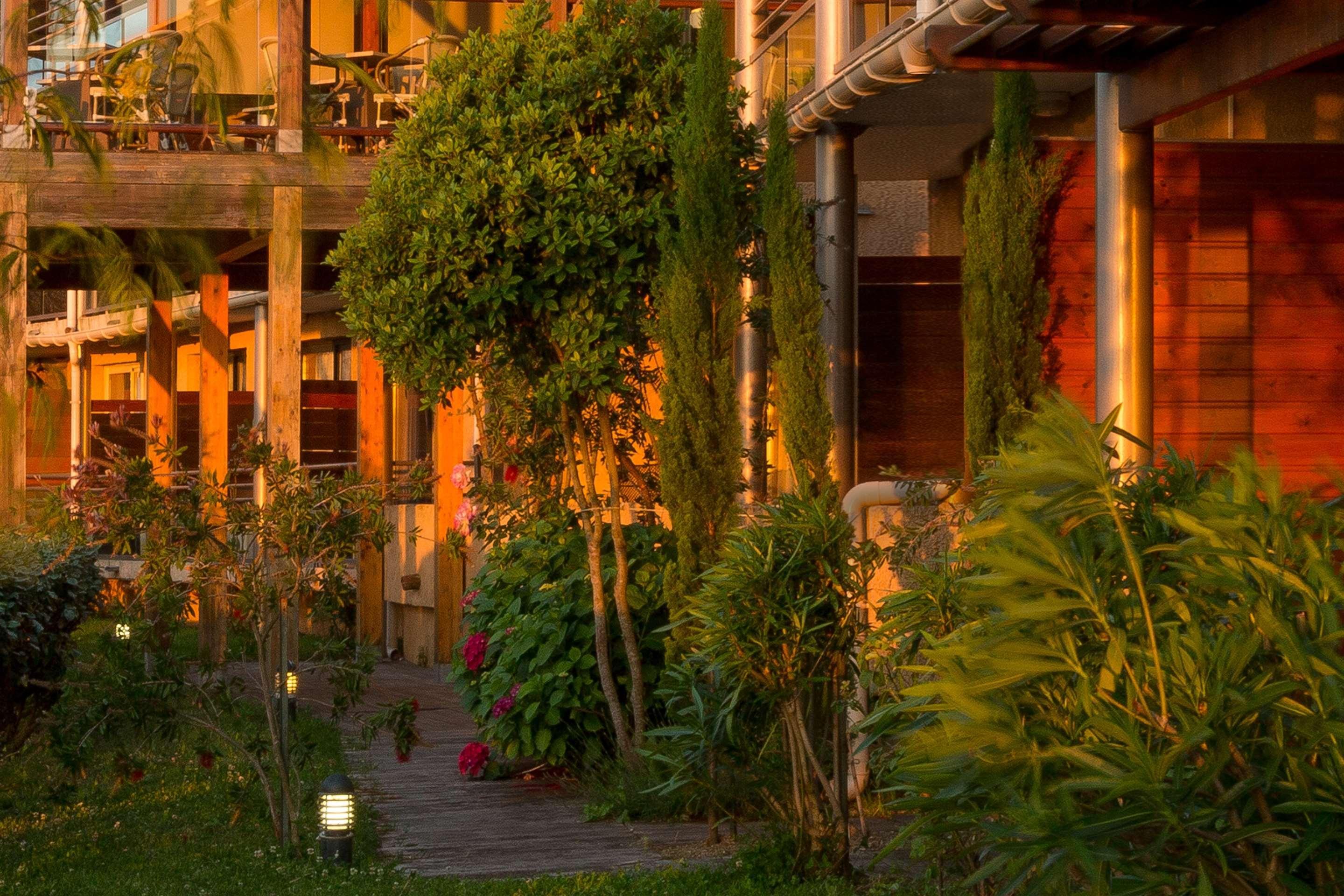 Best Western Plus San Damianu Сартен Экстерьер фото